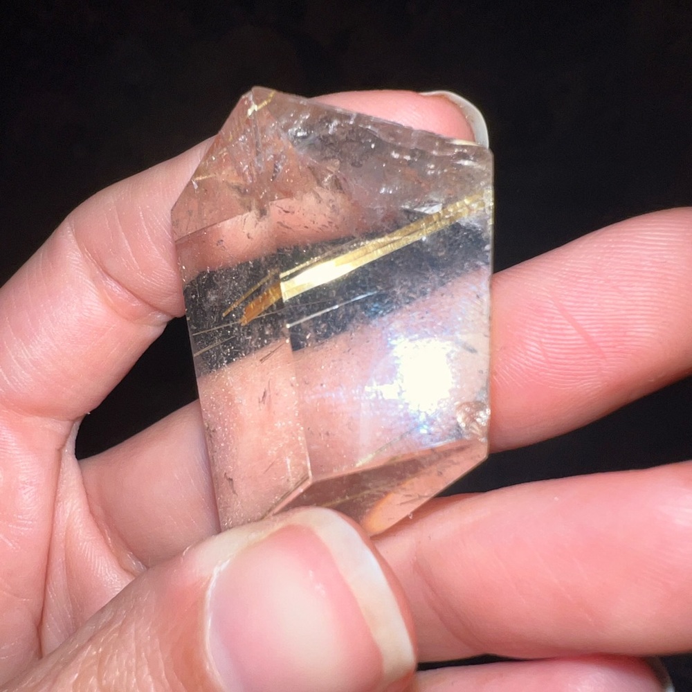 Golden rutile freeform